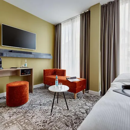 Me And Hanover, By Hyatt Hotel Hanower