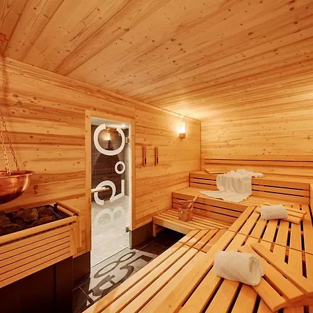 Me And Hanover, By Hyatt Hotel