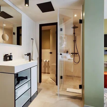 Me And Hanover, By Hyatt Hotel Hanower