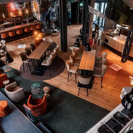 Me And Hanover, By Hyatt Hanower