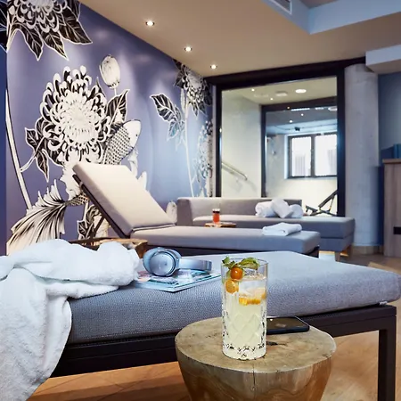 Me And Hanover, By Hyatt Hotel