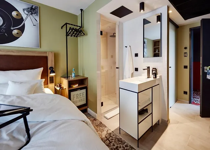 Me And Hanover, By Hyatt 汉诺威