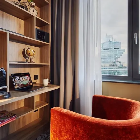 Me And Hanover, By Hyatt 4* Ганновер