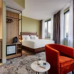 Me And Hanover, By Hyatt 4*